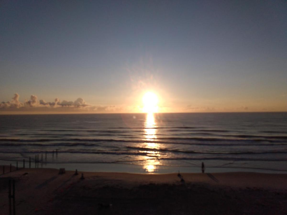 Ocean Balmy Warm Healing Breeze Under Sapphire Sky Year Round On Sunny Balcony Apartment Daytona Beach Luaran gambar